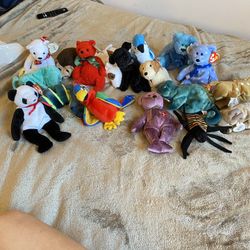 BUNDLE of beanie Babies 