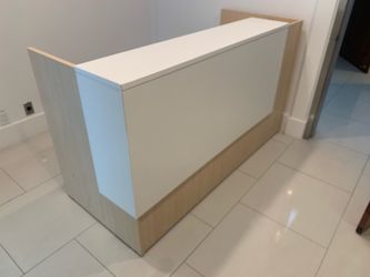 Reception desk Shell Maple white 72”x30”