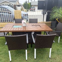 Brand New Patio Outdoor Dining Table Set 