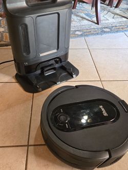 Shark EZ Robot Self-Empty
