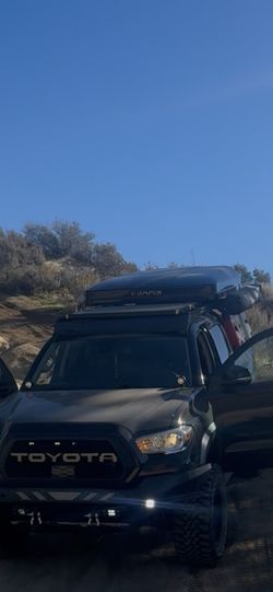 Ikamper rooftop Tent.
