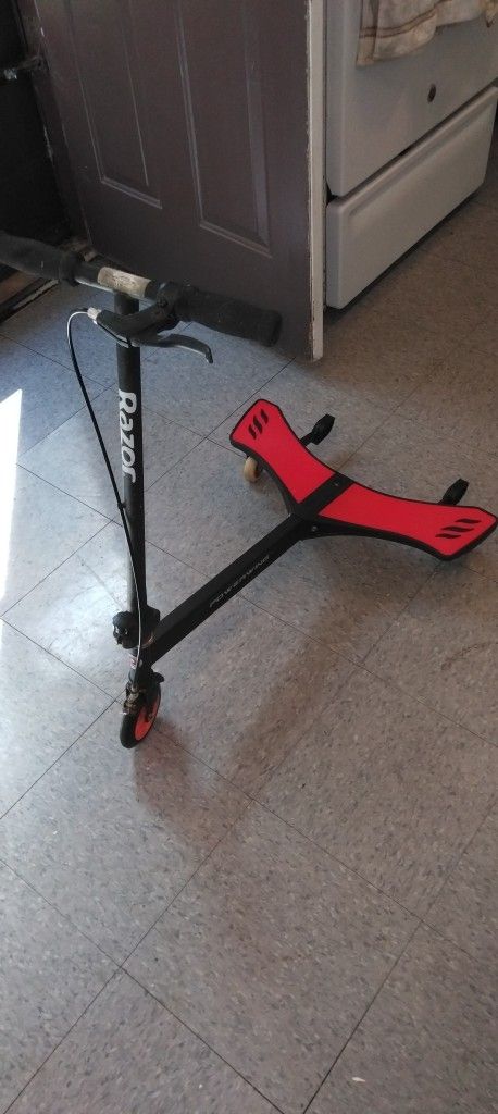 POWERWING SCOOTER GREAT CONDITION JUST $40 OBO