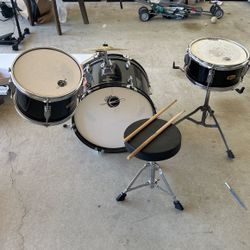 Free Young Kids Drums 