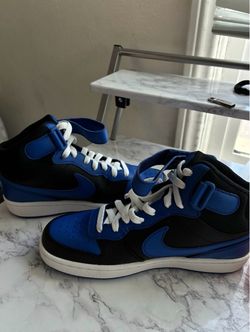 Nike High-Top Sneakers Blue and Black