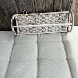 Wicker Towel Bar