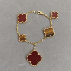VCA Clover Red And Tiger Eye Bracelet 
