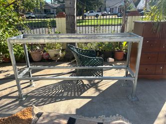 Galvanized Steel Metal Frame Stand