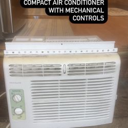 Frigidaire Window Air Conditioner with Mechanical Controls