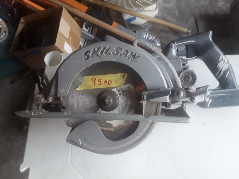 Heavy Duty Skil Worm Drive Circular  Saw 