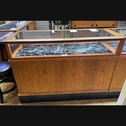Free Jewelry Display Cases