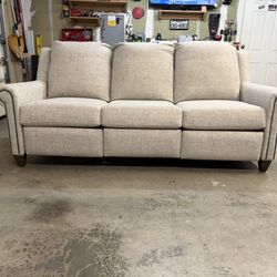 Bassett Reclining Sofa & Loveseat 