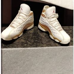 Jordan Retro 13 Like New Size 5.5