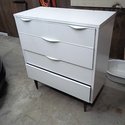 Heavy Duty Wood Dresser Great White Paint 