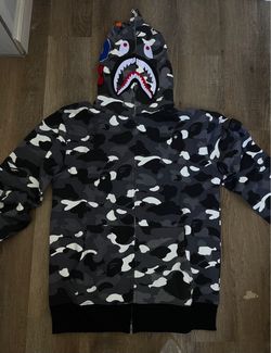 BAPE Shark Full-Zip Camo Hoodie size m