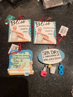 Spa ornaments