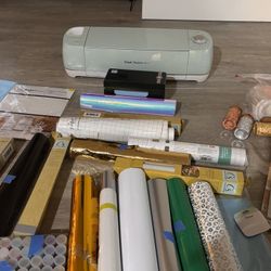 Cricut Explore Air 2 with Accessories and materials