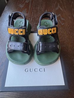 Gucci sandals kids size 24