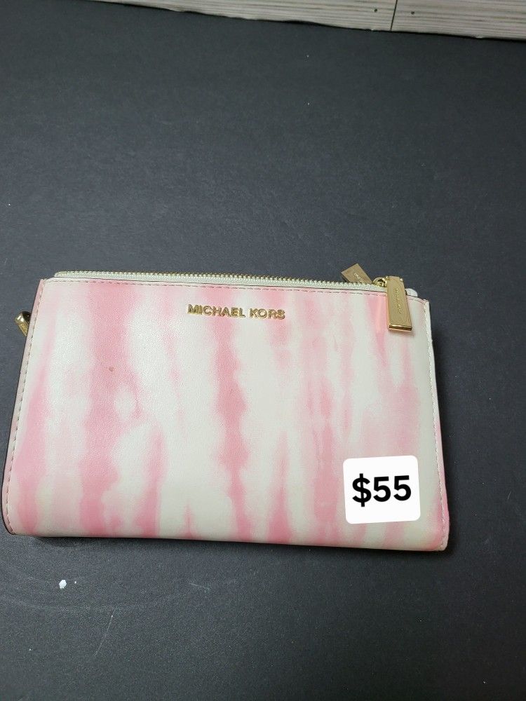 Michael Kors Sasha Wallet