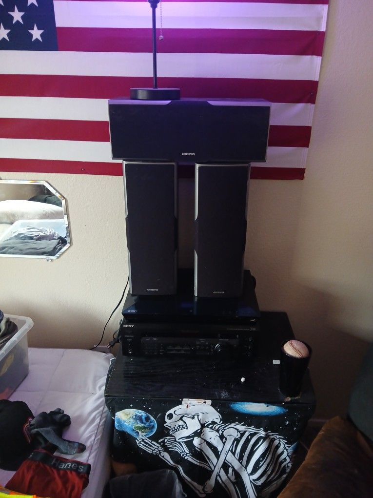 Sony AV Receiver, Sony Blu Ray Home Entertainment Center. 3 Onkyo Shelf Speakers