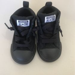 Converse  Size 7 For Babies 