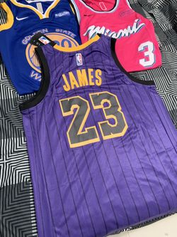 Lebron James Lakers jersey