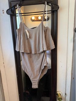 Bodysuit tee size M brand new