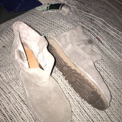 Lnew Ugg Boots Size 6 Very Nice Only $40 Firm