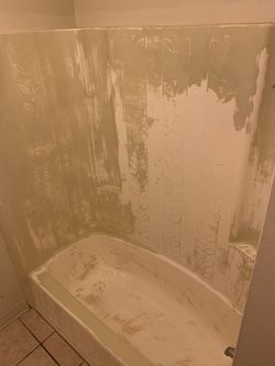 Showers/tubs Reglazing