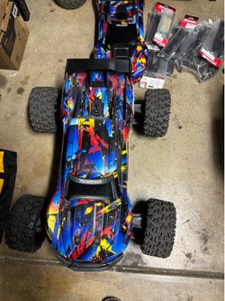 Traxxas Xmaxx and XRT