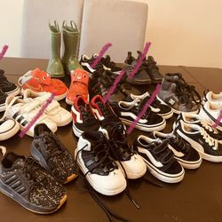 8Pairs Of Name Brand Shoes
