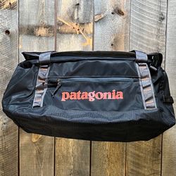 Brand New Top Quality You Can Put It In Lake Michigan For A Week And You Won’t Get Your Belongings Wet! Super Comfy And A Strong Northwest Flex! Make 
