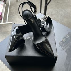 Women’s Black Heels 