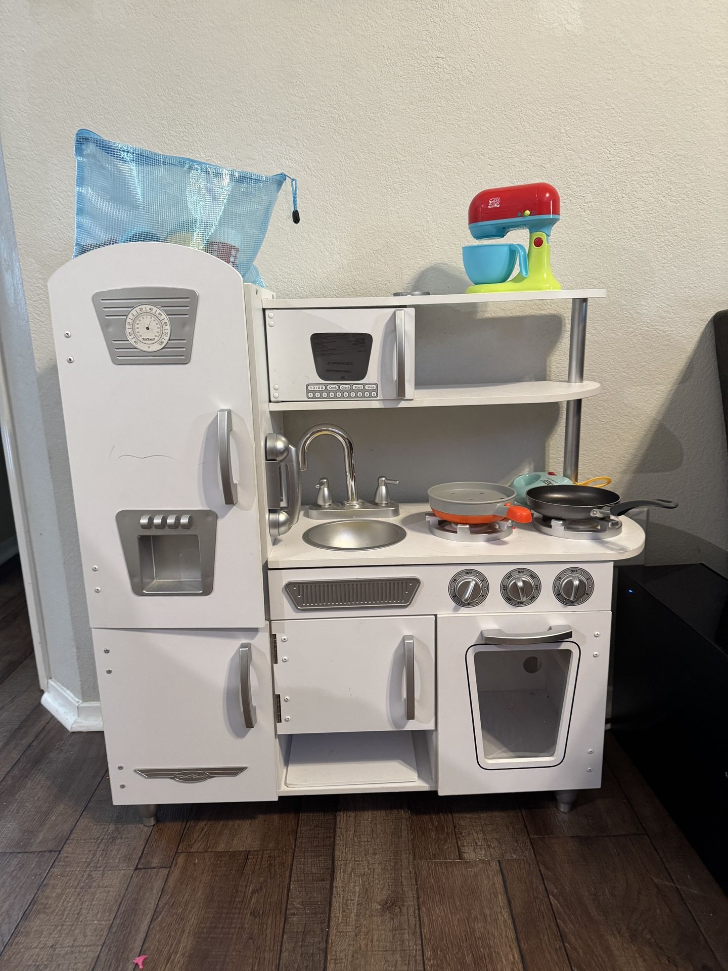 Kids Toy Kitchen + Toy Food And Pans