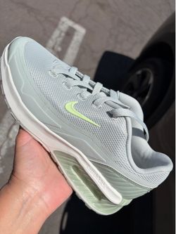 New Nike size 5.5