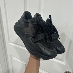 Burberry Men Black Sneakers 