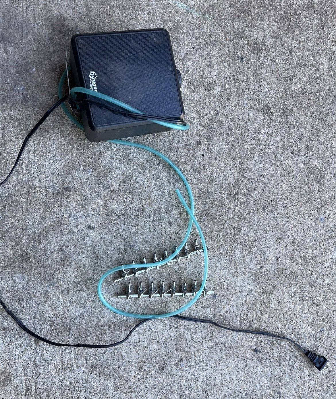 Left Over Aquarium Supplies Make Offer