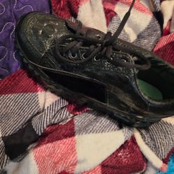 Men's shoes