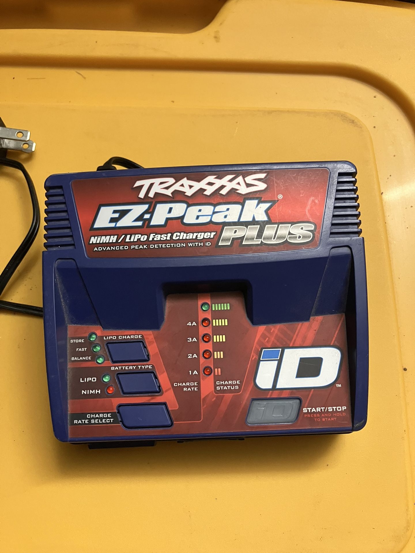 Traxxas EZ Peak Plus Fast Charger