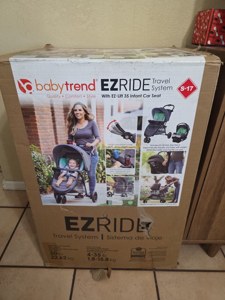 Babytrend Ezride Carseat And stroller.