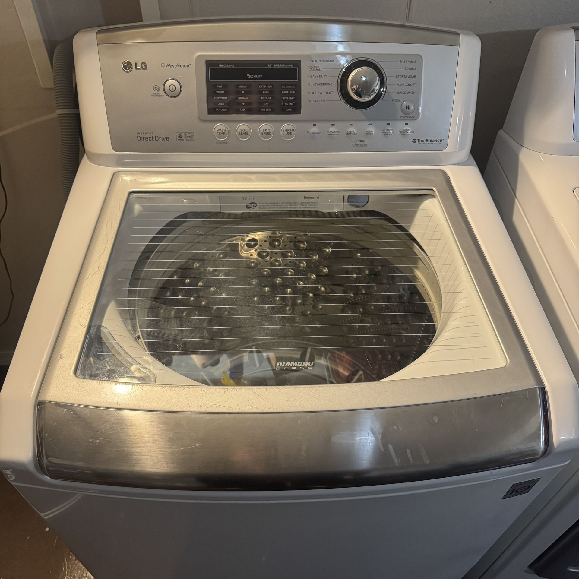 LG Wave Force Washing Machine 5.0 Cu Top Load WT5480CW