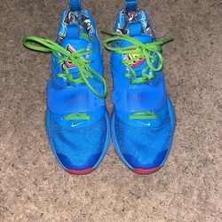 Uno Basketball Shoes 