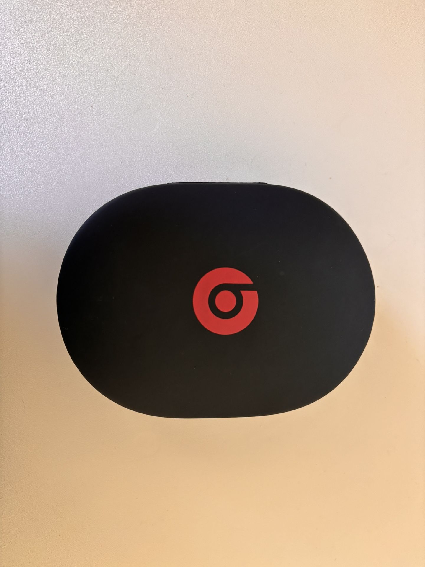 Beats Over The Ear - Noise Cancelling/wireless