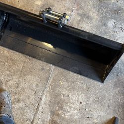 40” Cleanout Bucket Fits 1.5T Excavator, Auction, Chinese, 1T, 1.8T, 25mm pin