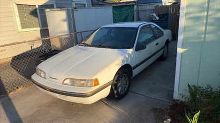 1990 Ford Thunderbird