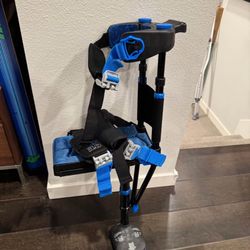 iWALK 3.0 Hands-Free Crutch (Knee Walker Alternative)