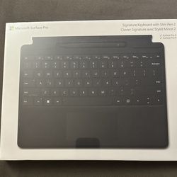 New Microsoft Surface Pro Signature Keyboard w/ Slim Pen 2 - Black