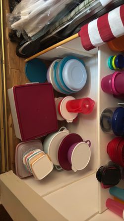Brand new Tupperware storage