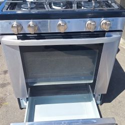 LG, STOVE/RANGE OVEN, (INSTALLED)