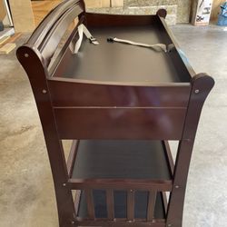 Delta Espresso Changing Table