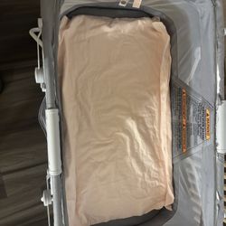 Dream On Me Bassinet 